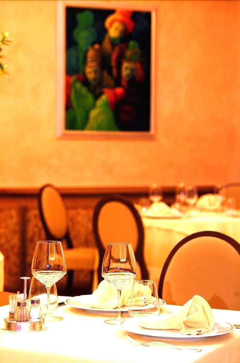 Hotel&Ristorante Miramonti Palazzo Storico Rieti Extérieur photo