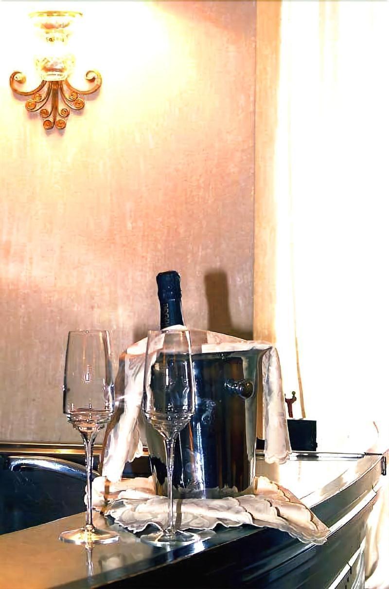 Hotel&Ristorante Miramonti Palazzo Storico Rieti Extérieur photo