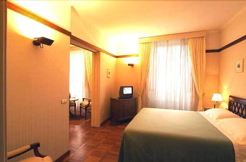 Hotel&Ristorante Miramonti Palazzo Storico Rieti Extérieur photo