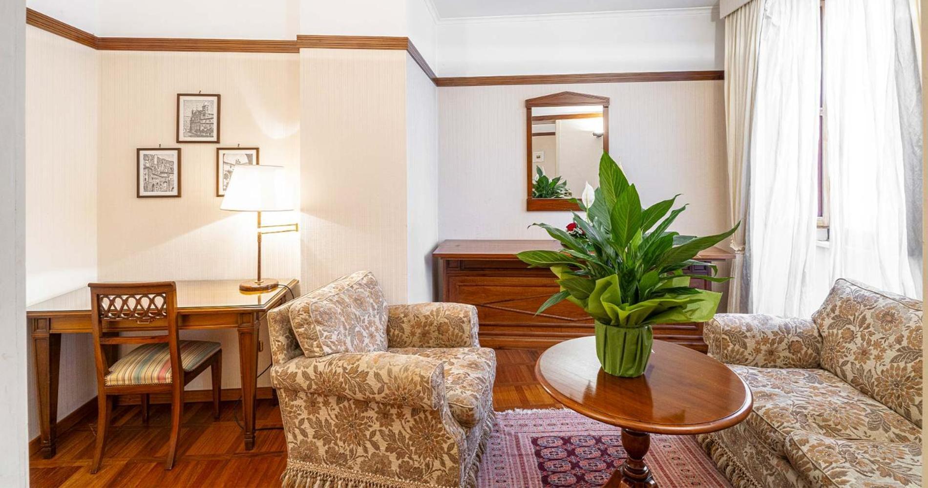 Hotel&Ristorante Miramonti Palazzo Storico Rieti Extérieur photo